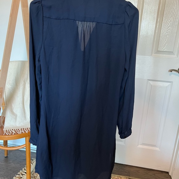 H&M blue tunic blouse, size 4 - Picture 2 of 3